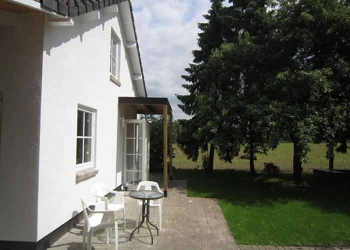 In With Meadow Views Tatil Evi