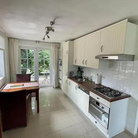 Holiday home In With Meadow Views *